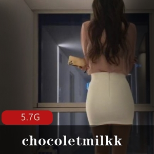 二次元少女ChocoletMilkk的标配身材，已婚Onlyfans女神！